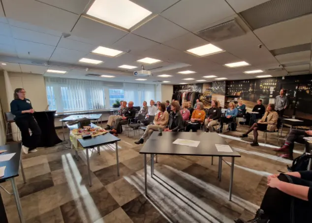 Expertrådets ordförande tackar experterna som deltagit i workshop.